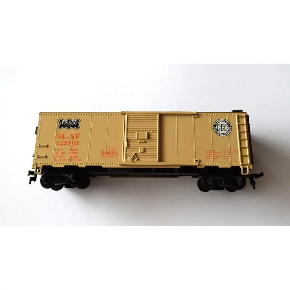 Accurail nice vintage